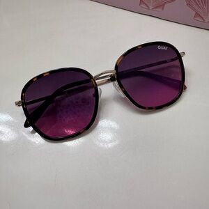 Quay Jezabell Sunglasses
